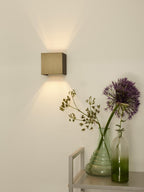 XIO - Wall light - LED Dimmable - G9 - 1x4W 2700K - Adjustable beam angle - Rust brown