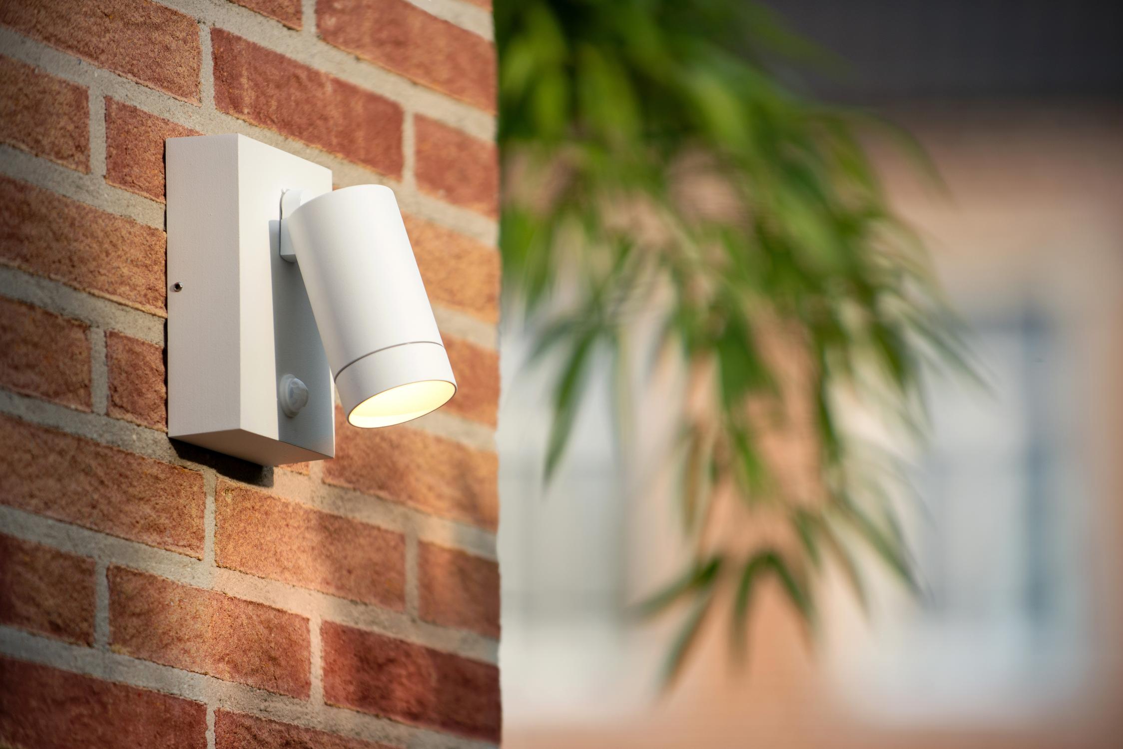 TAYLOR - Wandspot / Wandlamp Binnen/Buiten - 1xGU10 - IP54 - Bewegingssensor - Wit