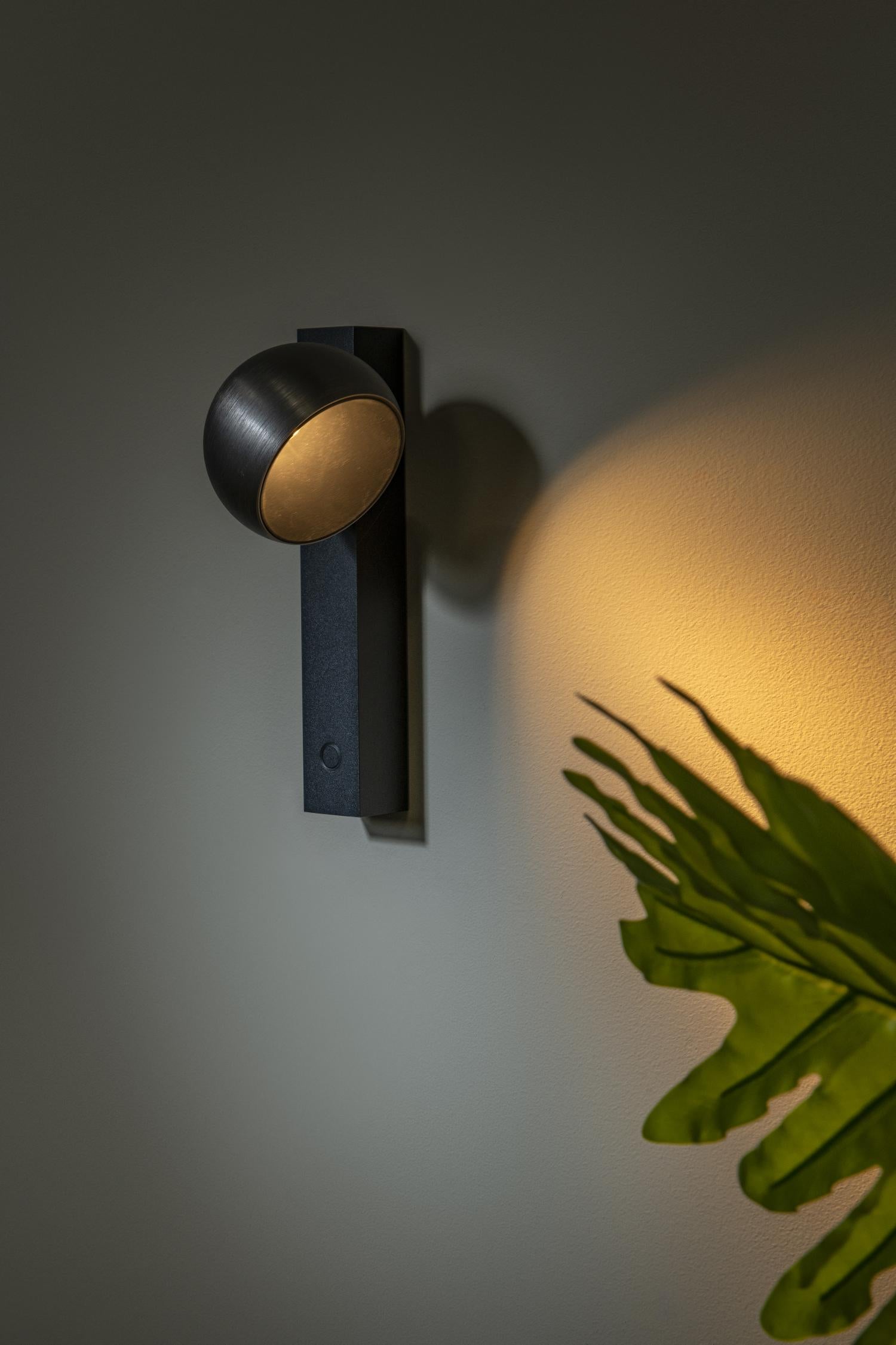 ESFERA - Wandlamp - LED Dimb. - 1x9W 2700K - Grijs ijzer