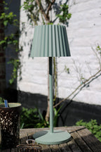 JUSTINE - Oplaadbare Tafellamp Binnen/Buiten - Accu/Batterij - LED Dimb. - 1x2W 2700K - IP54 - Met draadloos oplaadstation - Groen