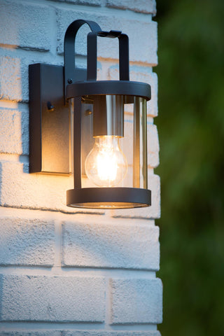 LINDELO - Wandlamp Binnen/Buiten - 1xE27 - IP23 - Zwart