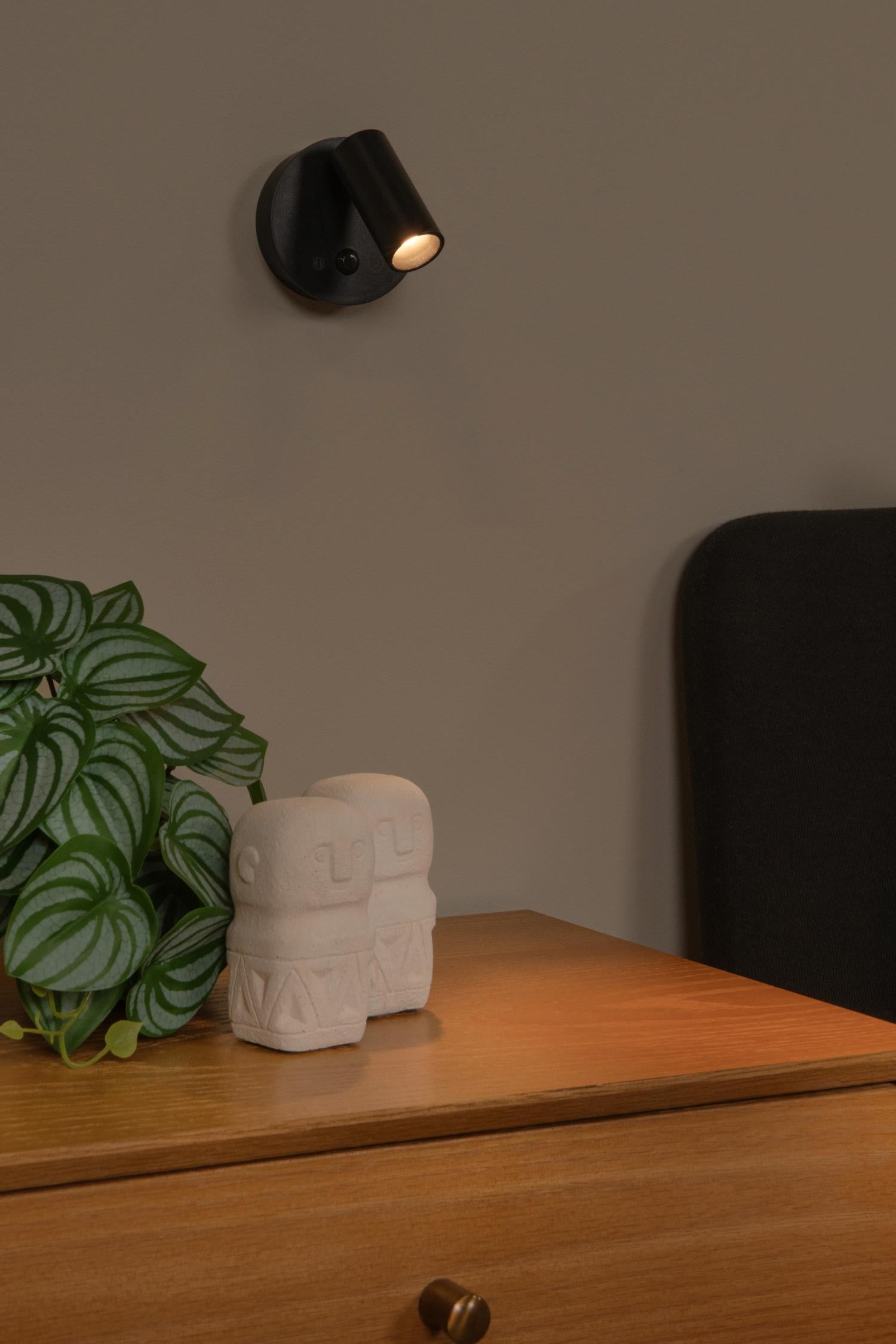 TONI - Oplaadbare Wandspot / Wandlamp - Accu/Batterij - Ø 8,1 cm - LED Dimb. - CCT - 1x2W 2700K/4000K - Bewegingssensor (uitschakelbaar) - Magnetisch - Zwart