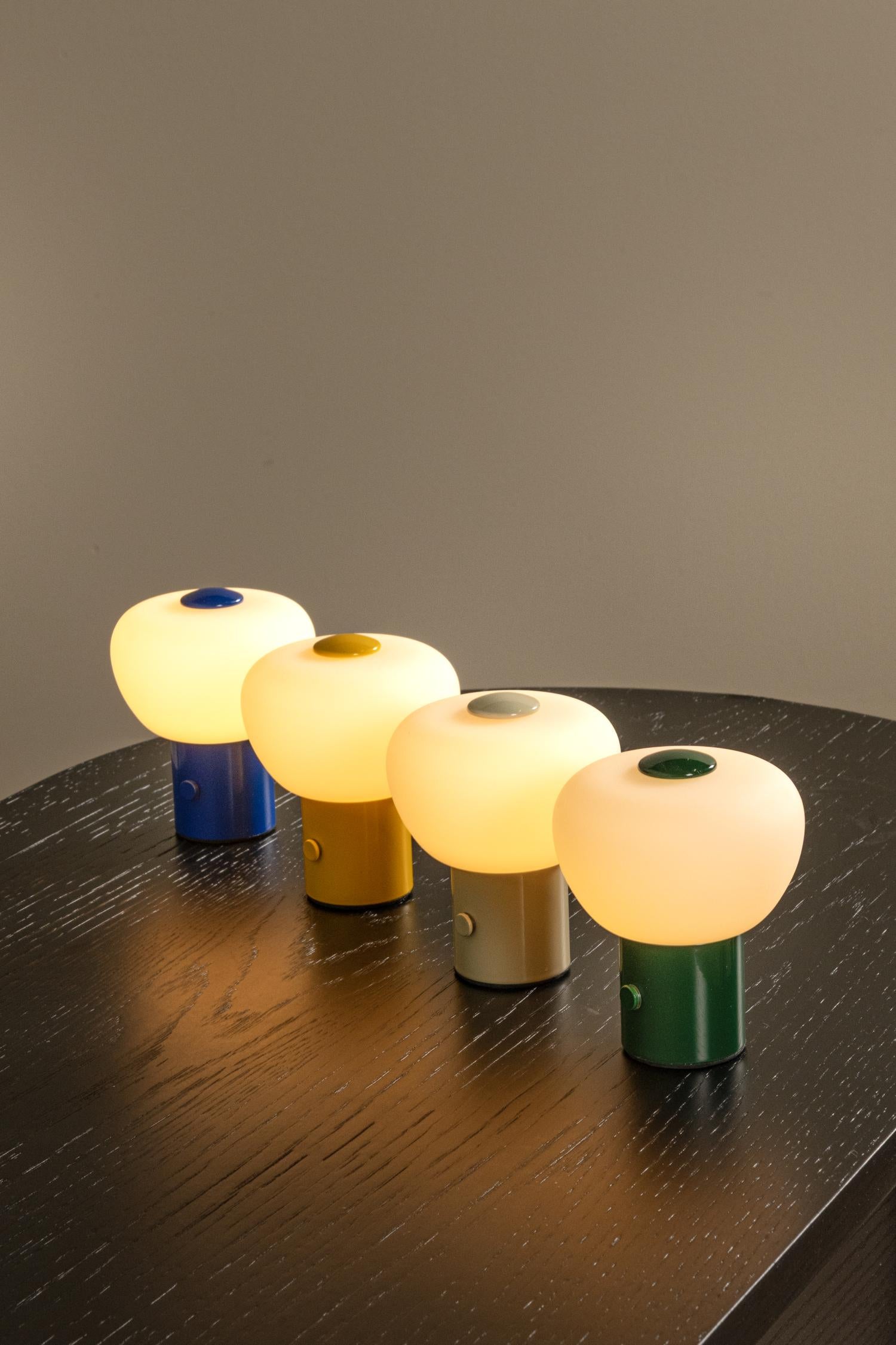 GUSTAV - Oplaadbare Tafellamp - Accu/Batterij - Ø 8 cm - LED Dimb. - 1x0,8W 2700K - Beige | Essential