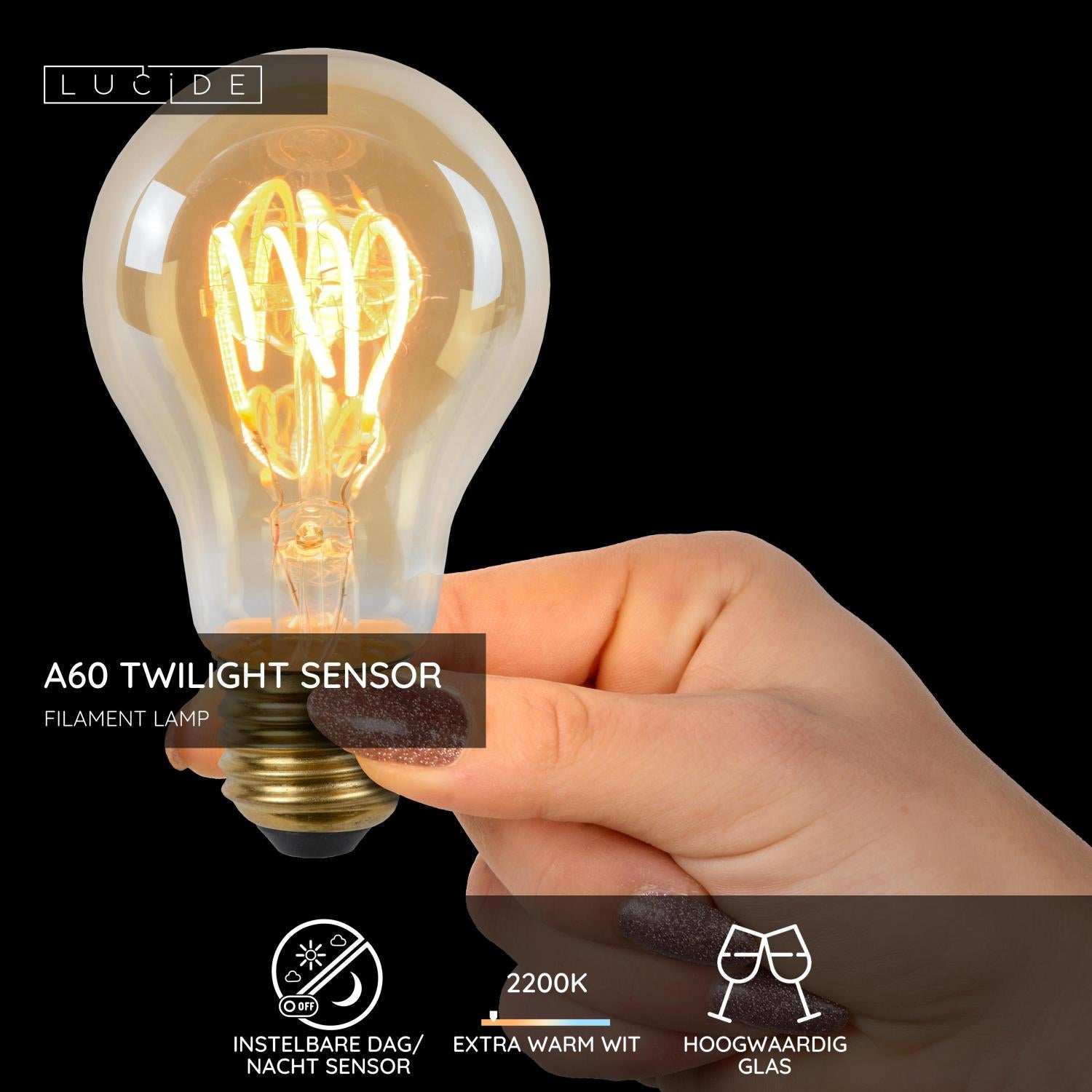 A60 TWILIGHT SENSOR - Filament lamp - Ø 6 cm - LED - E27 - 1x4W 2200K - Dag/nacht sensor - Amber