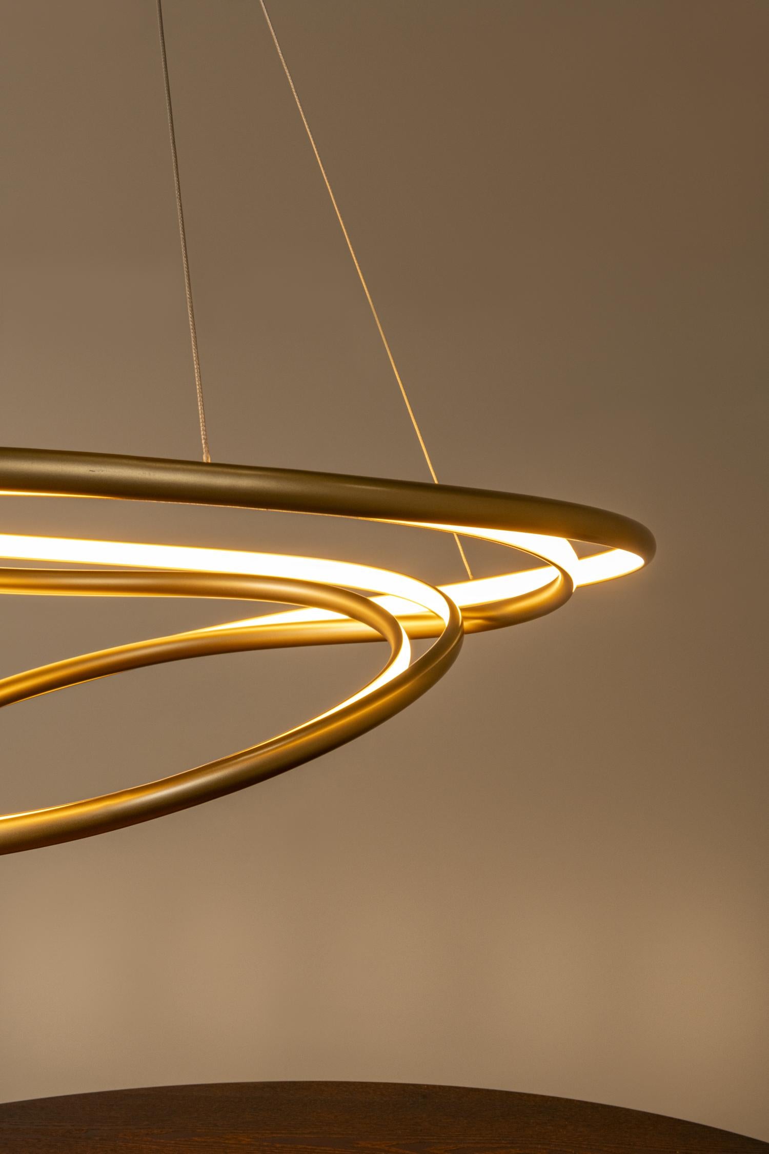 SARDANA - Hanglamp - Ø 80 cm - LED Dimb. - 1x74W 2700K - Mat Goud / Messing