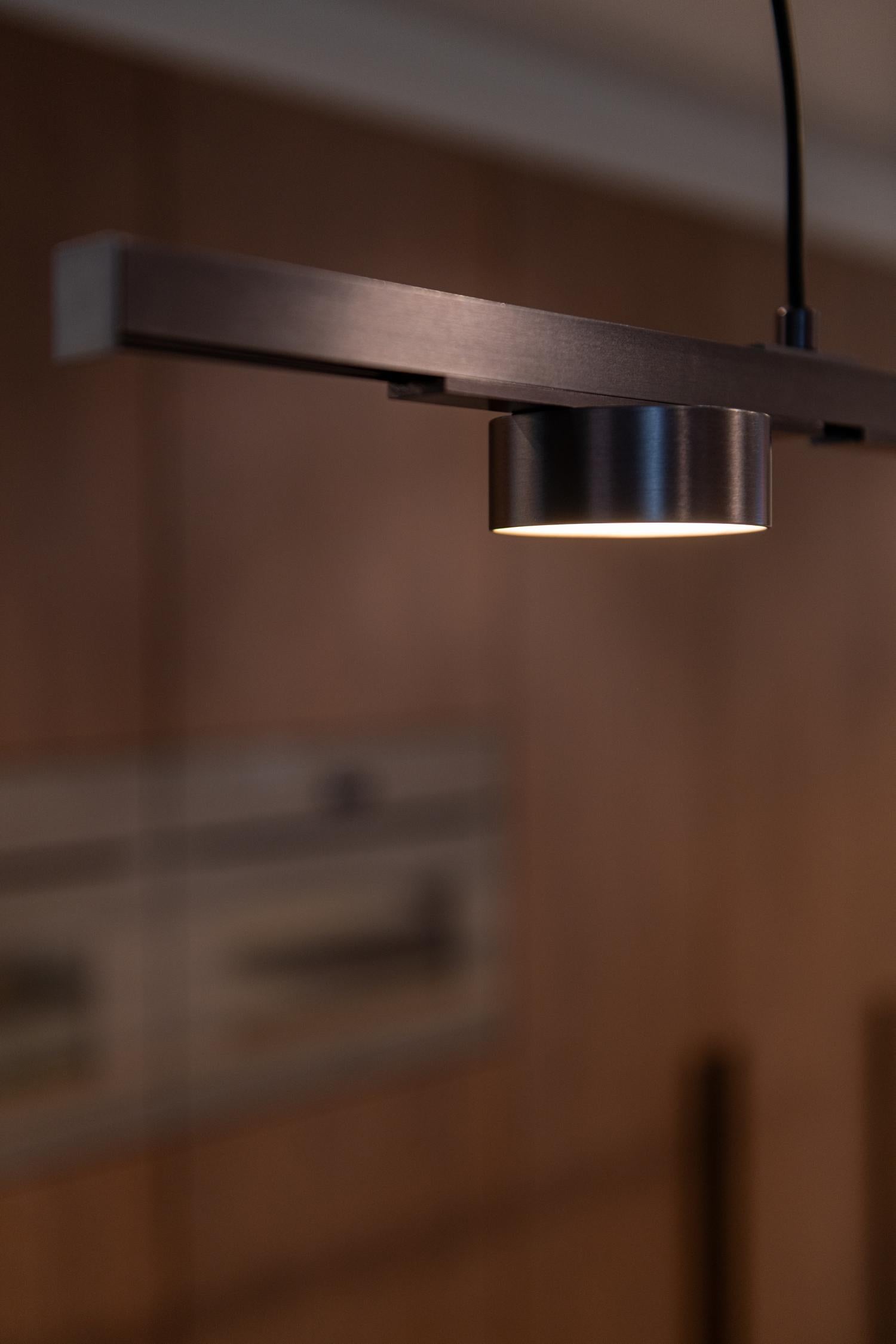 LINIAL FIXXT Track spotlight - 1-phase Track system / Smart track lighting - Smart - 48V Track - 1xLED - Matt black chrome