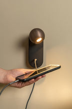 MONTANA - Wandlamp - LED - CCT - 1x6,3W 2700K/4000K - Met USB oplaadpunt - Koffie