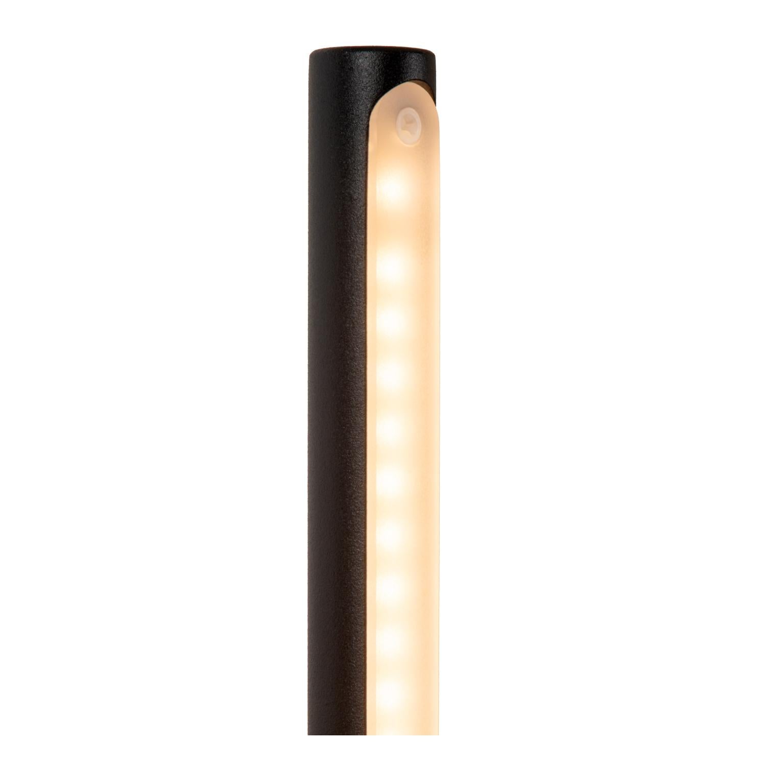 FINAN - Wandlamp - LED - 1x6W 2700K - Met USB oplaadpunt - Zwart