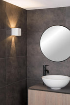 AXI - Spot mural / Applique murale Salle de bain - LED - 2x7W 2700K - IP54 - Angle d'éclairage réglable - Blanc