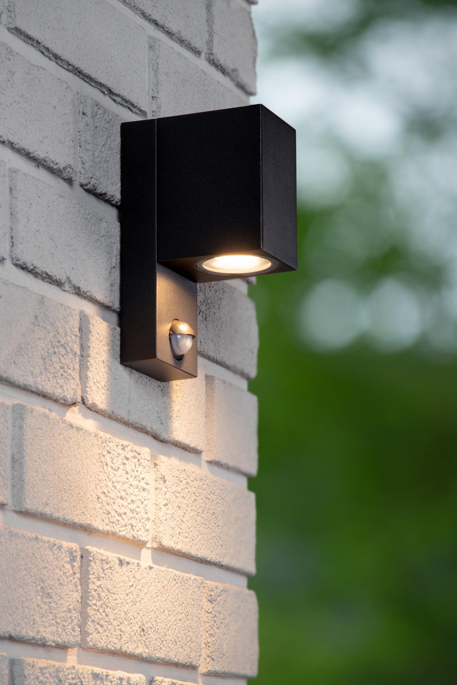 ZARO - Wandspot / Wandlamp Binnen/Buiten - 1xGU10 - IP65 - Beweging & dag/nacht sensor (uitschakelbaar) - Zwart