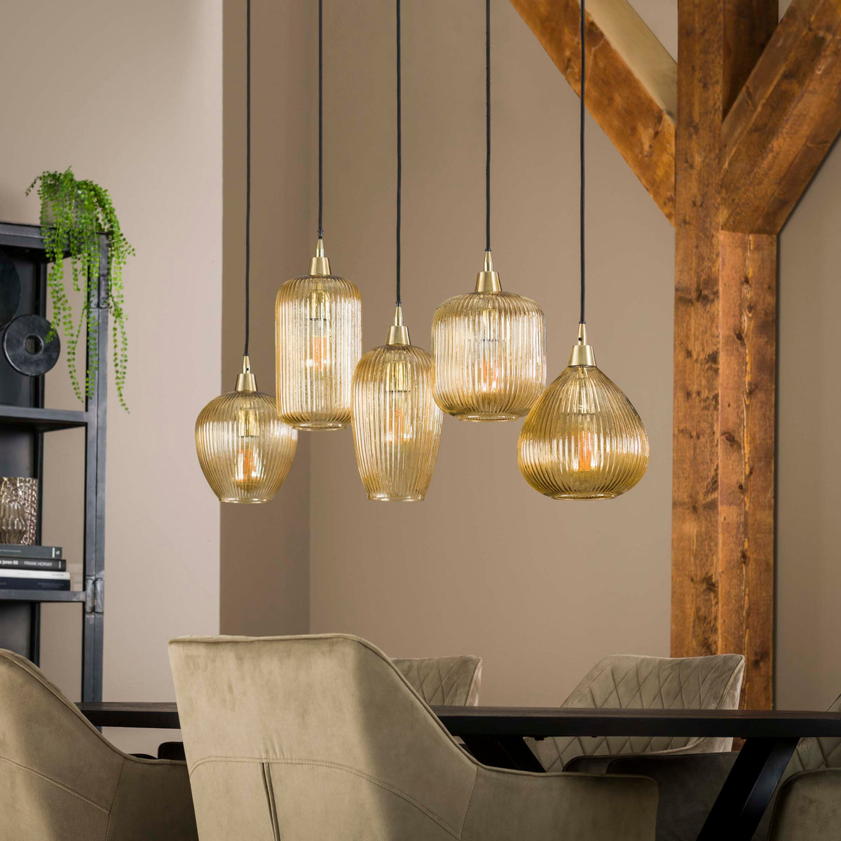 Suspension Stripe verre ambré - 5 lumières, largeur 120 cm