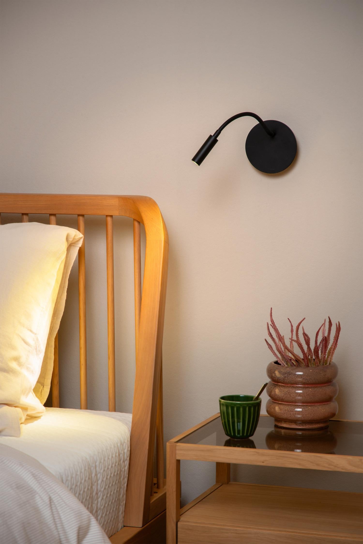 JOLIJN - Rechargeable bed light / wall light - Battery - Ø 11 cm - LED - 1x2W 3000K - Magnetic - Black