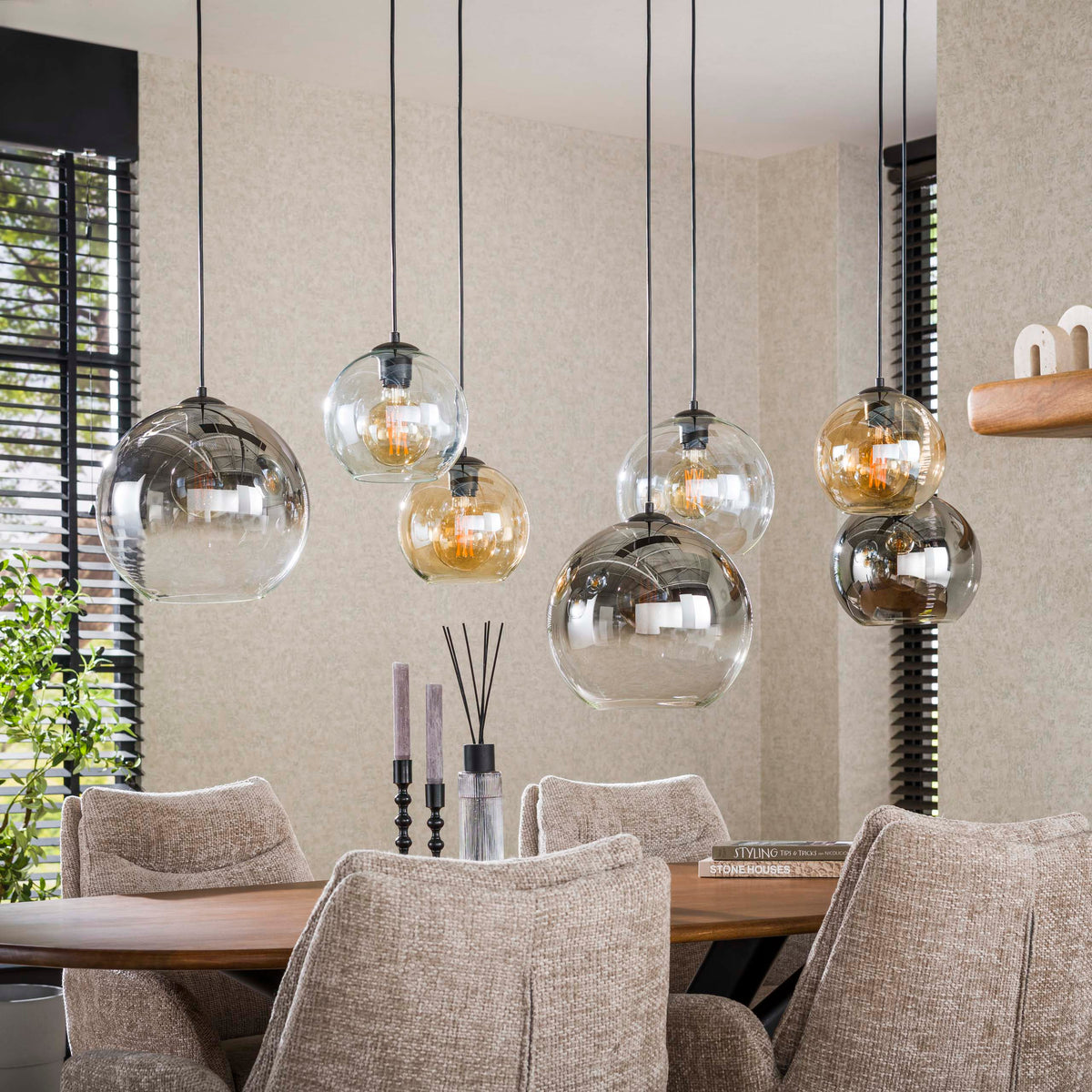 Pendant lamp Multi Globe artic black - 4+3-light, 145 cm wide