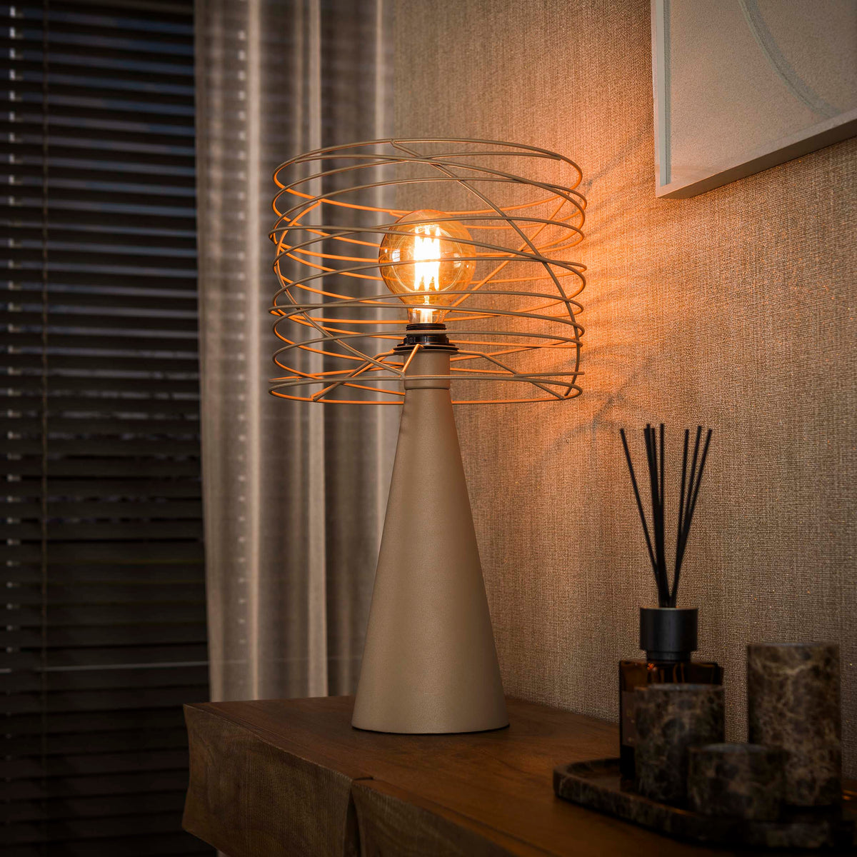 Table lamp Curl beige - 1-light, 52 cm high