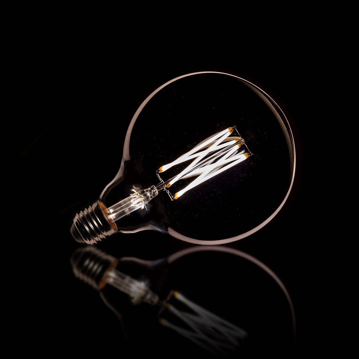LED filament bulb G125 globe diameter 12.5 cm - E27, smoke grey glass, 2100K
