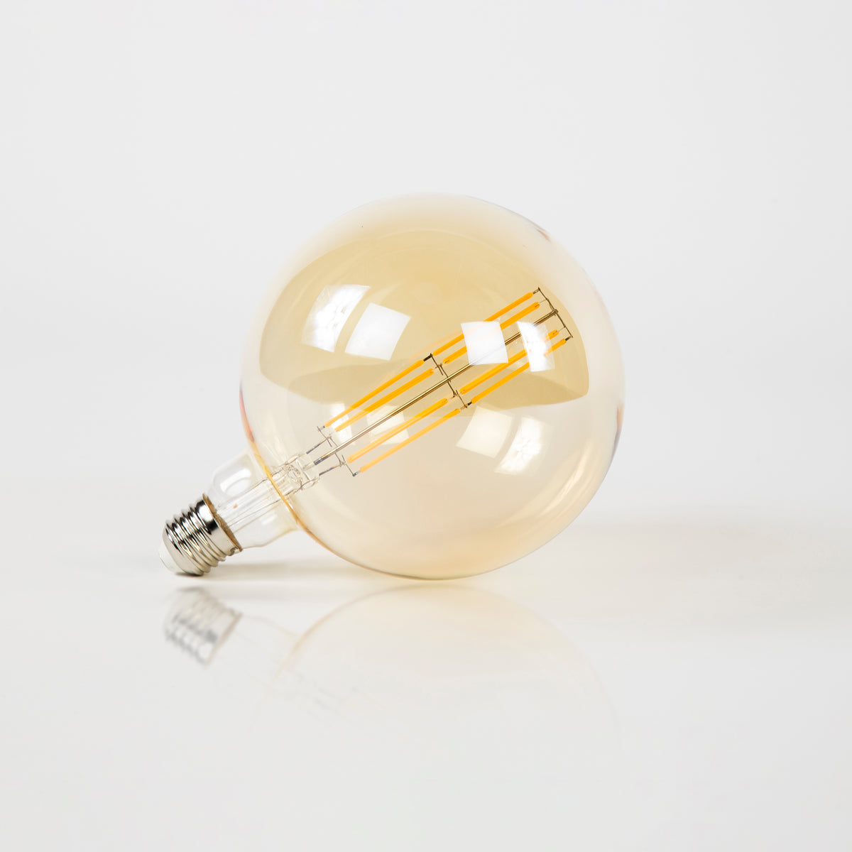 LED filament bulb G150 globe diameter 15 cm - E27, amber glass, 2100K