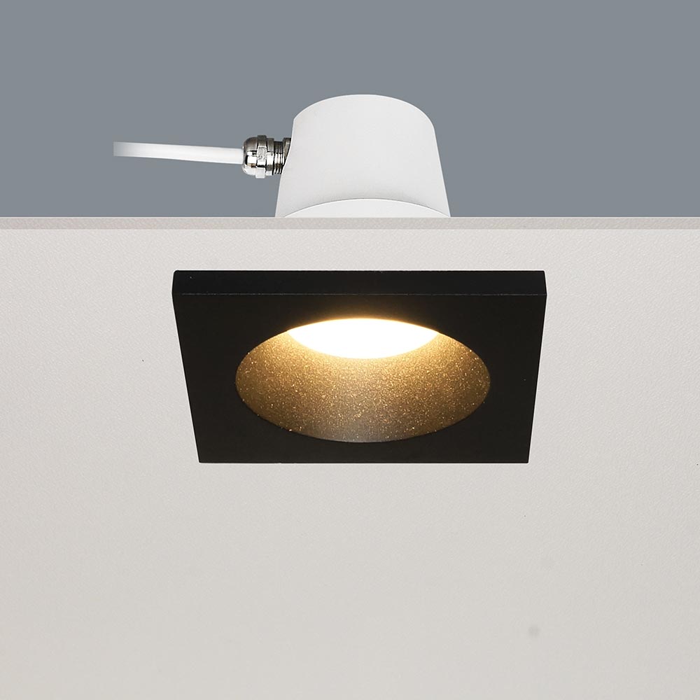 Bados square recessed spotlight