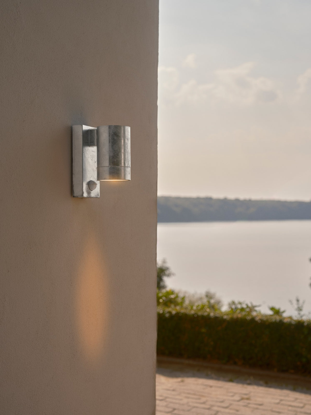 Nordlux Tin Maxi Sensor wall light galvanised