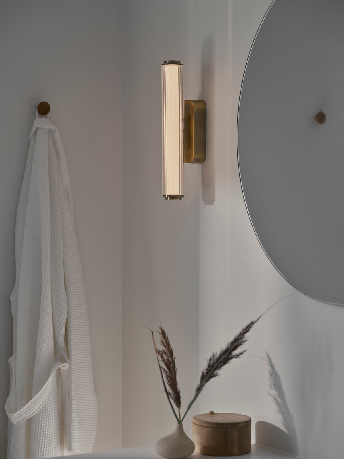Nordlux Virelle 32 wall light brass