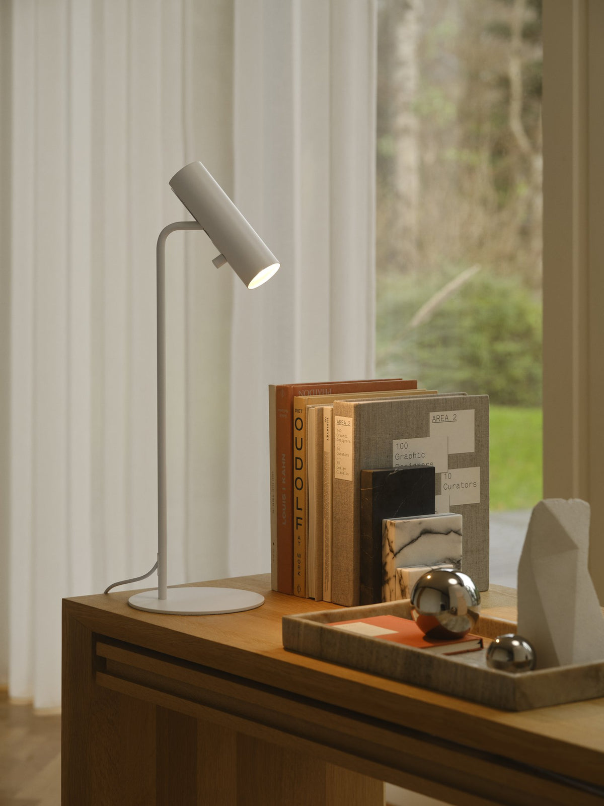 Design for The People MIB 6 table lamp white