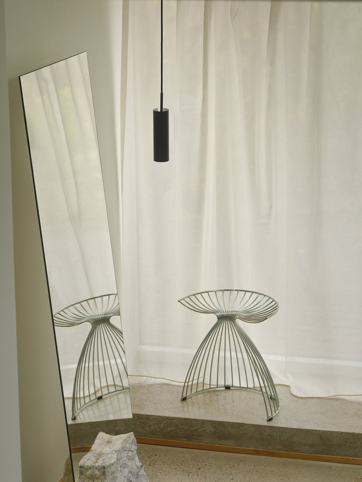 Design for The People MIB 6 suspension noire