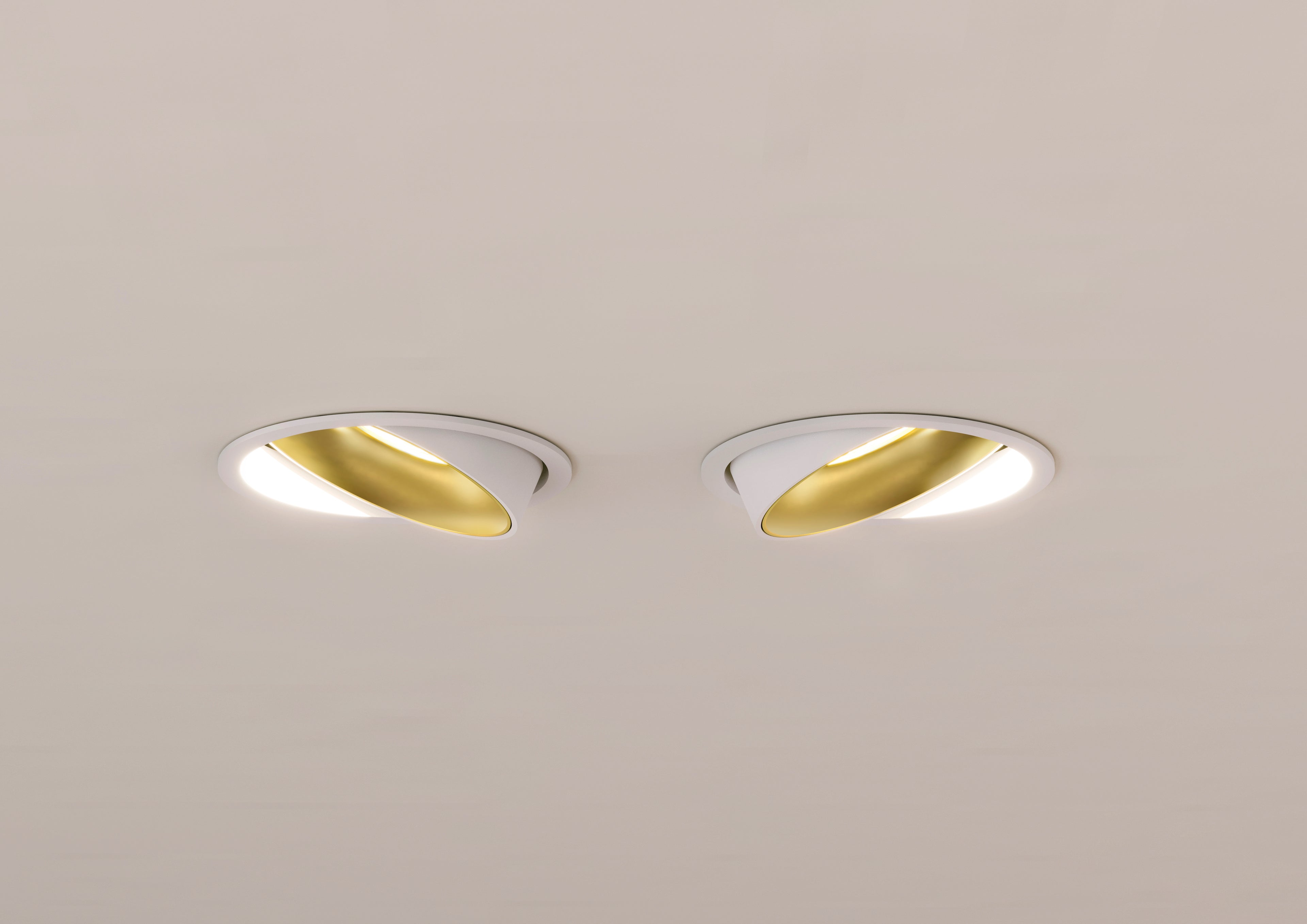 Fido 108 is een richtbare downlight met 800Lm, 2200-3000K, CRI 93, 10,3W. Bundelhoek 40°, Triac-dimbaar, afwerking Black/Gold, IP20.