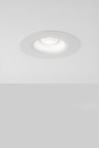 Linea 120 is a downlight with 800Lm, 3000K, CRI 93, 10.3W. Beam angle 40°, Triac dimmable, finish Matt black RAL 9005, IP44/IP20.