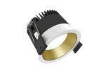 Strada 75 est un downlight de 800Lm, 3000K, IRC 93, 10,3W. Angle de faisceau 80°, dimmable Triac, finition White/Gold, IP44/IP20.
