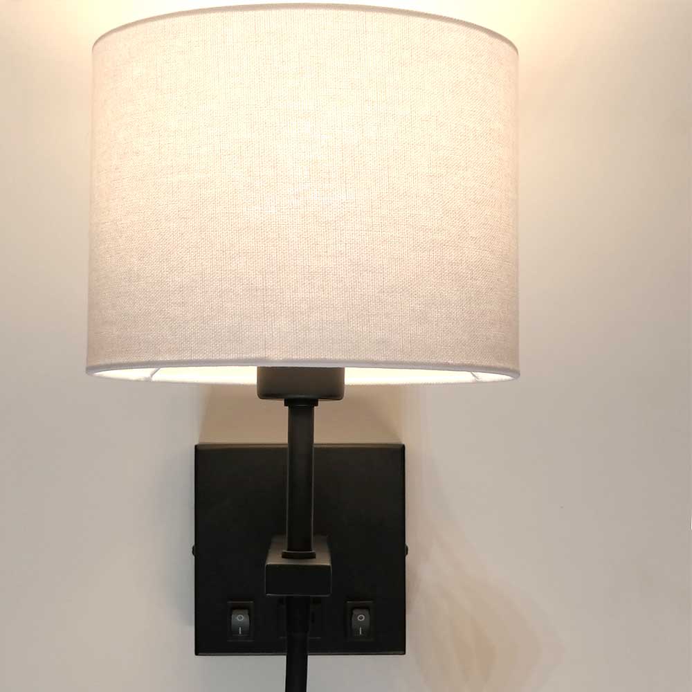 Quad USB wall light with reading light