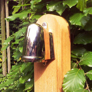 Tuinpaal Balume on Wooden Pole, geborsteld nikkel