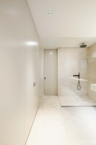 Wever & Ducré PLANO IP44 1.0 PAR16 recessed spot – available in 3 colours