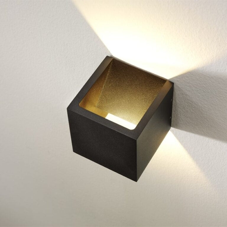 Applique murale Cube Dim to Warm