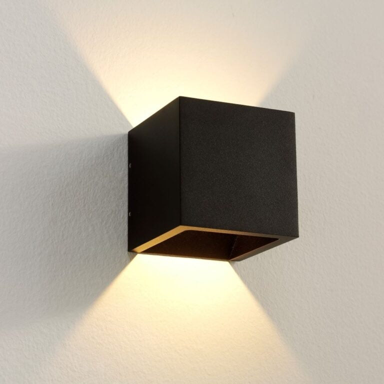 Applique murale Cube Dim to Warm