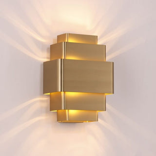 Wall lamp Layers