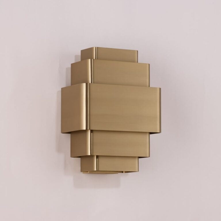 Wall lamp Layers